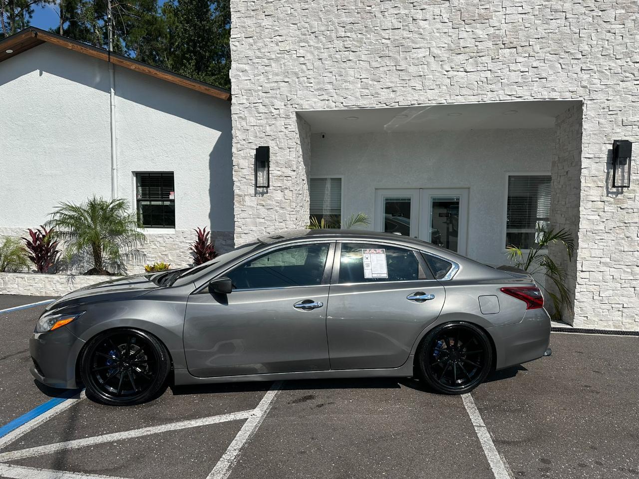 2017 Nissan Altima 2.5 SV Sedan