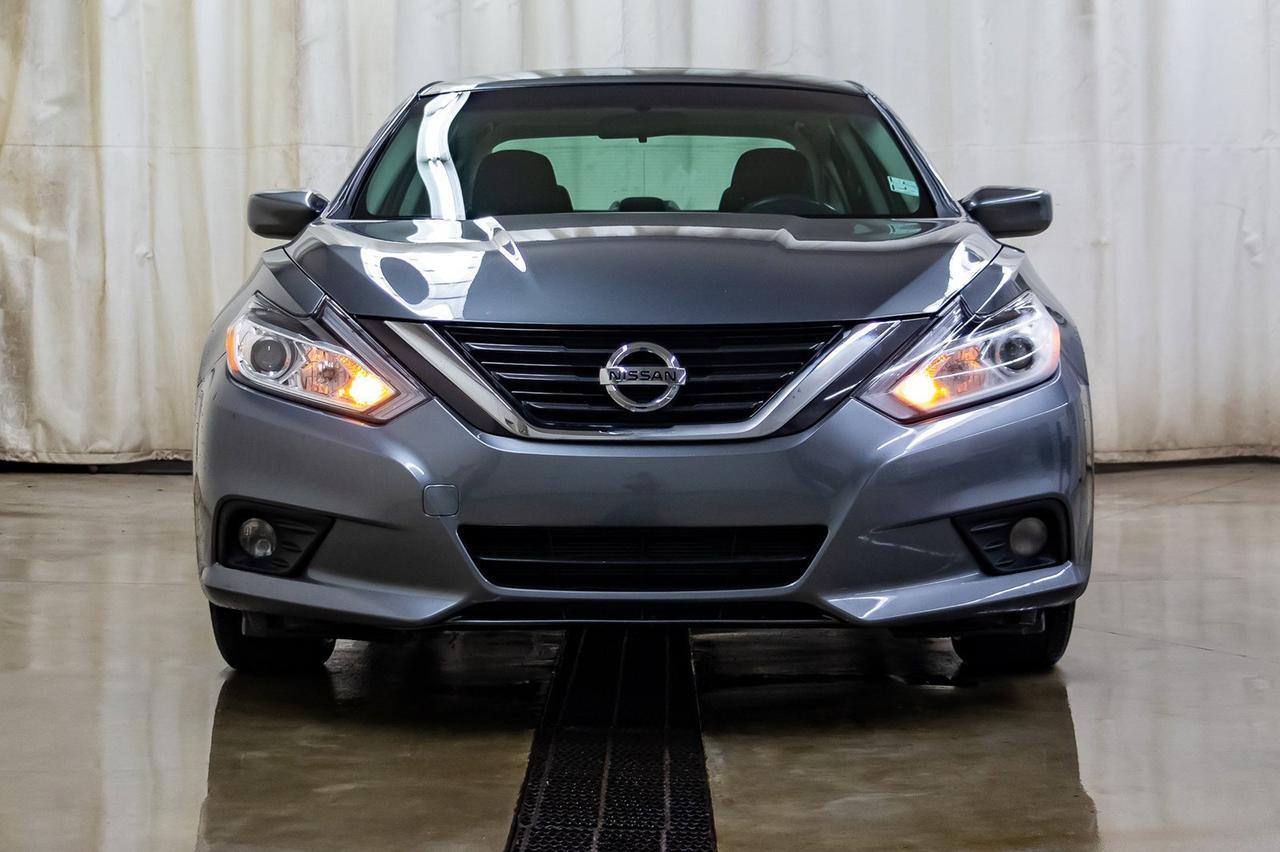 2017 Nissan Altima SV Roof BCam Red Deer AB