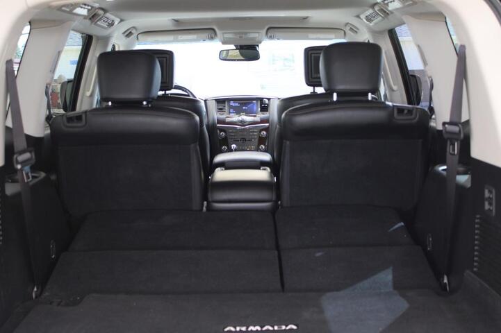2017 Nissan Armada Platinum LIKE NEW!!!! Plano TX