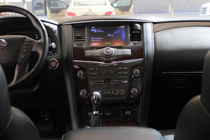 2017 Nissan Armada Platinum LIKE NEW!!!! Plano TX