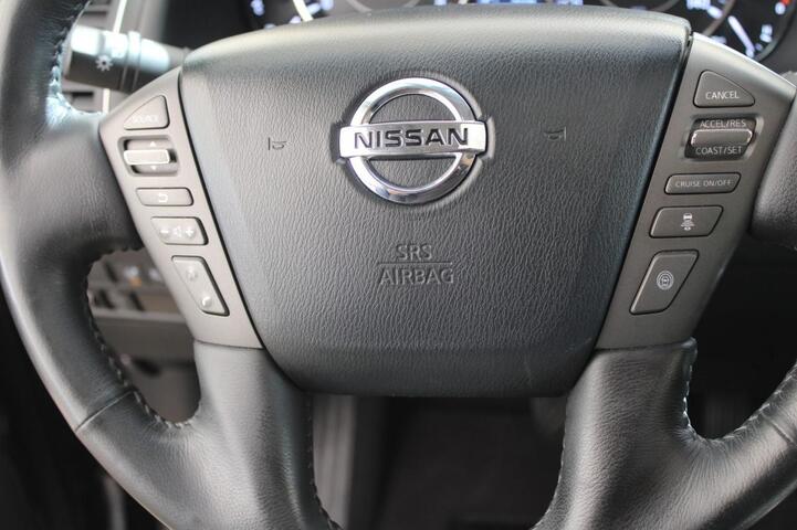 2017 Nissan Armada Platinum LIKE NEW!!!! Plano TX