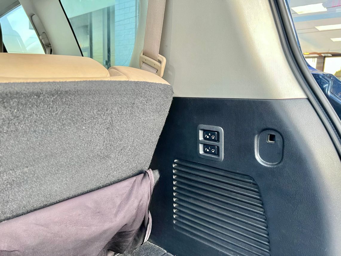 2017 Nissan Armada Platinum Sport Utility 4D Cincinnati OH