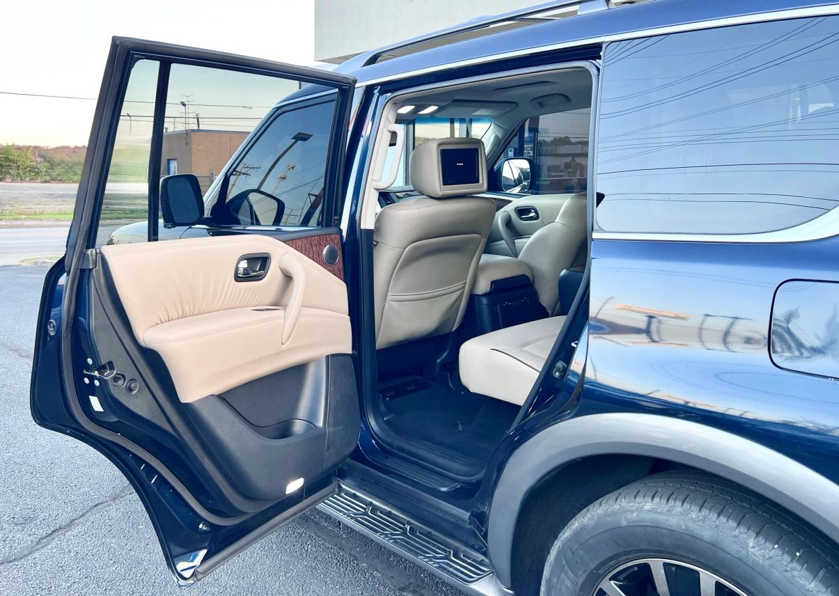 2017 Nissan Armada Platinum Sport Utility 4D Cincinnati OH