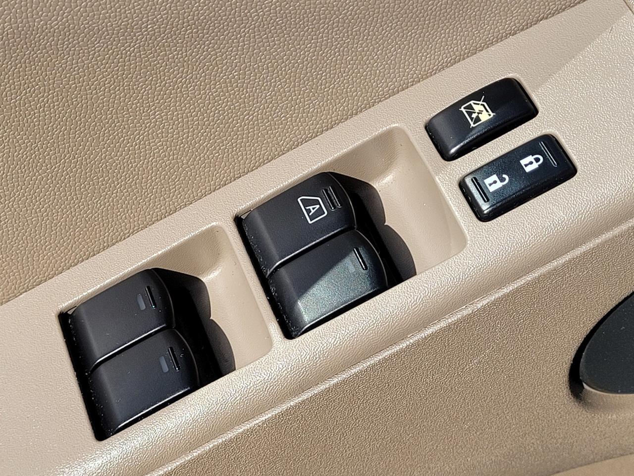 2017 Nissan FRONTIER SV CREW CAB V6 Vacaville CA