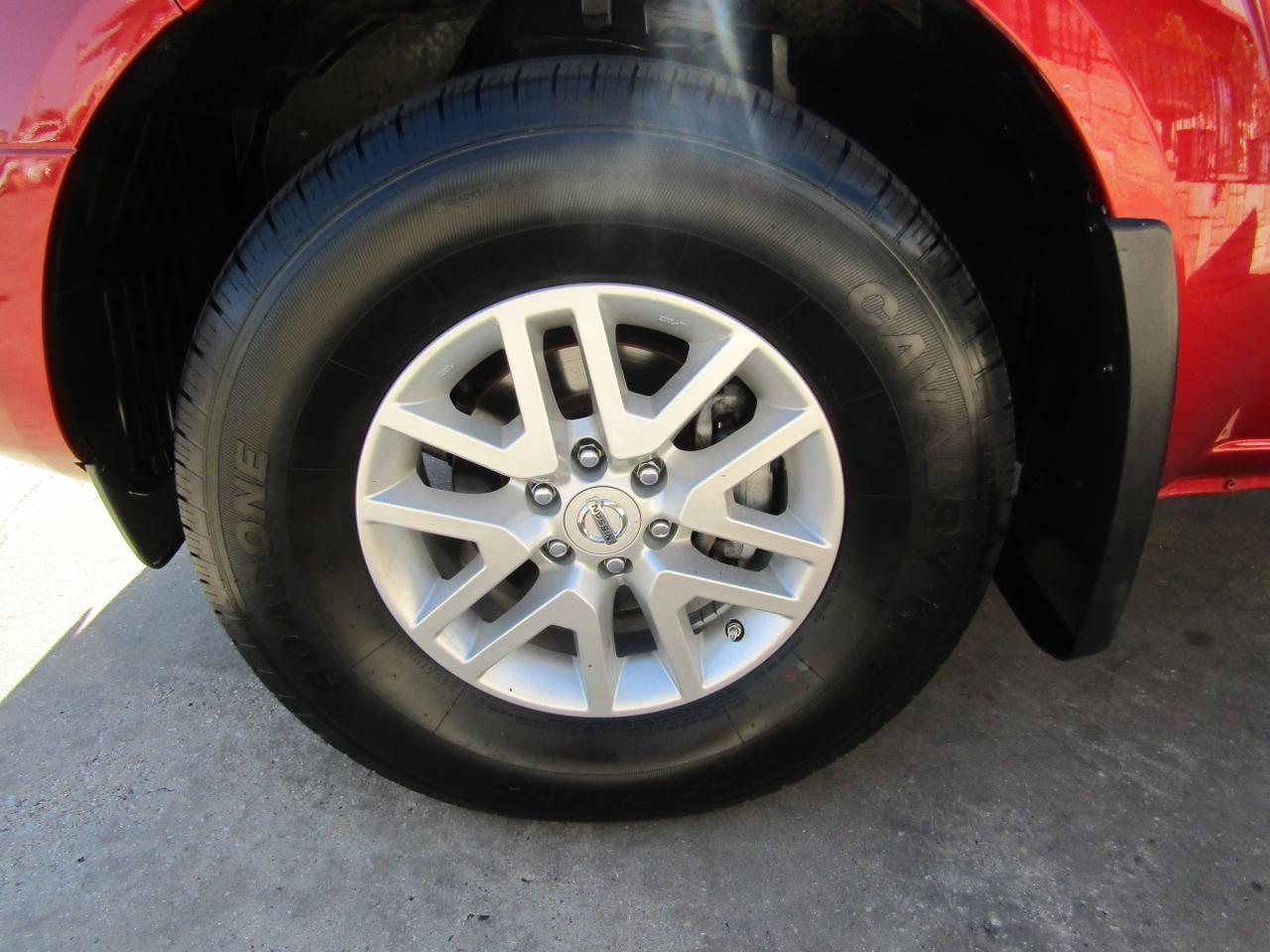 2017 Nissan Frontier Crew Cab 4x2 SV V6 Auto Grand Prairie TX