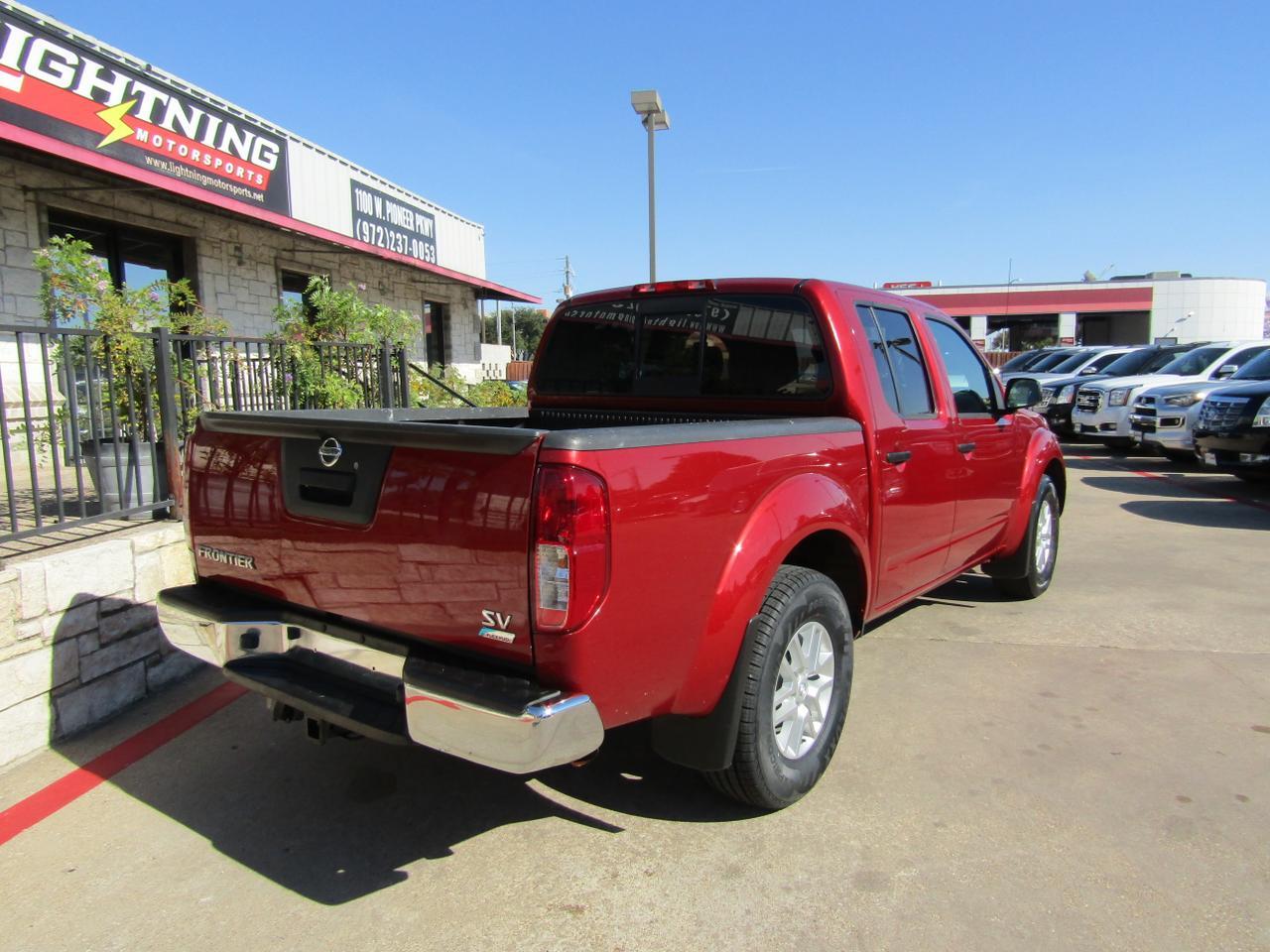 2017 Nissan Frontier Crew Cab SV photo 3