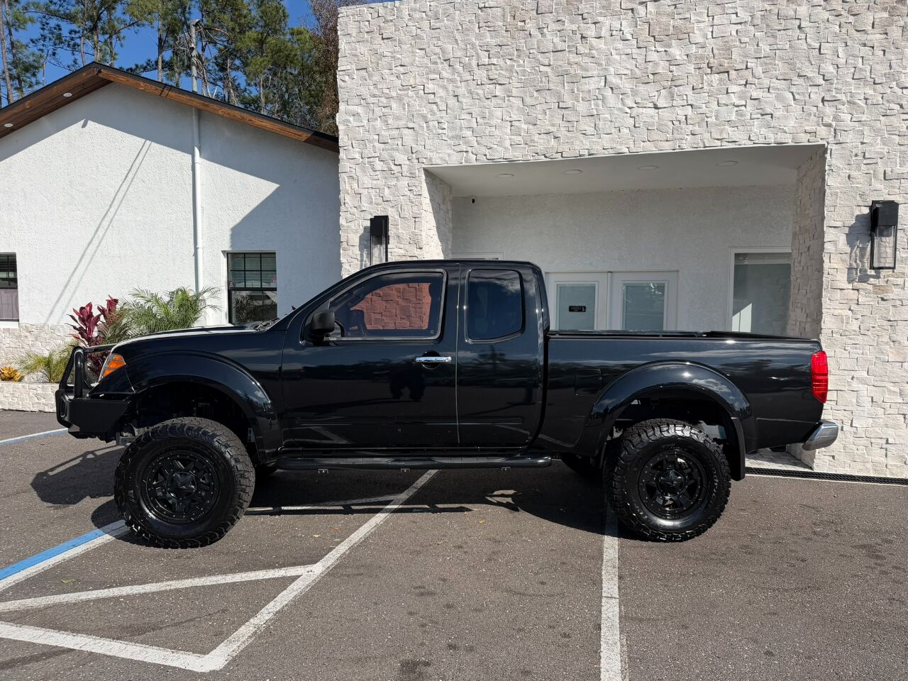 2017 Nissan Frontier King Cab 4x2 SV Auto