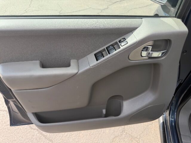 2017 Nissan Frontier SL Crew Cab 5AT 4WD Mesa AZ