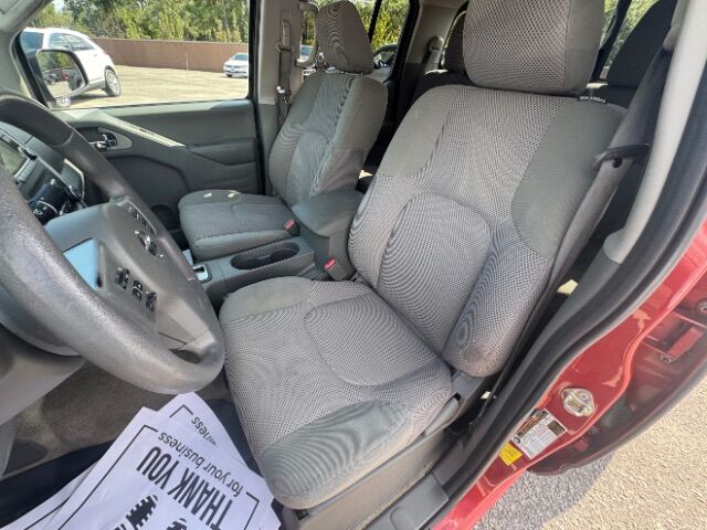 2017 Nissan Frontier SV Gaston SC