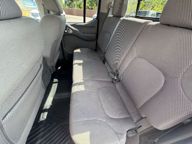 2017 Nissan Frontier SV Gaston SC