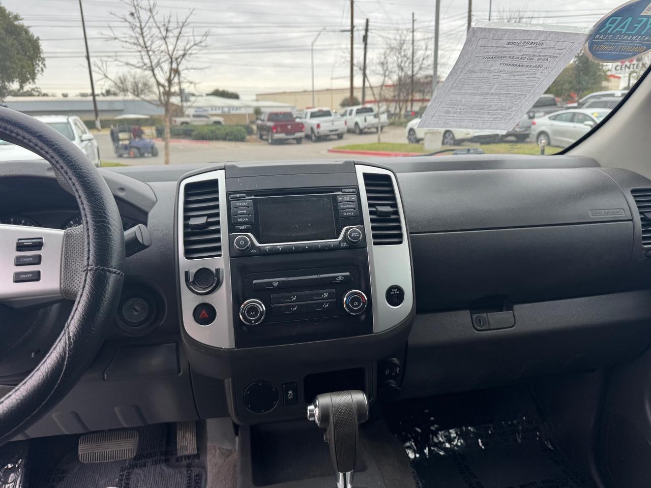 2017 Nissan Frontier SV King Cab I4 5AT 2 Austin TX