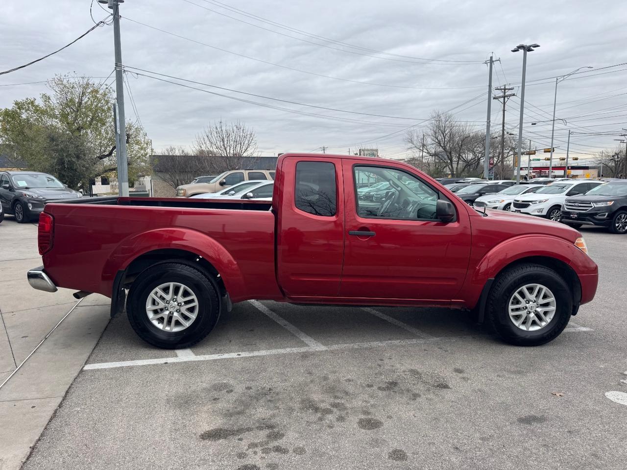 2017 Nissan Frontier SV King Cab I4 5AT 2 Austin TX