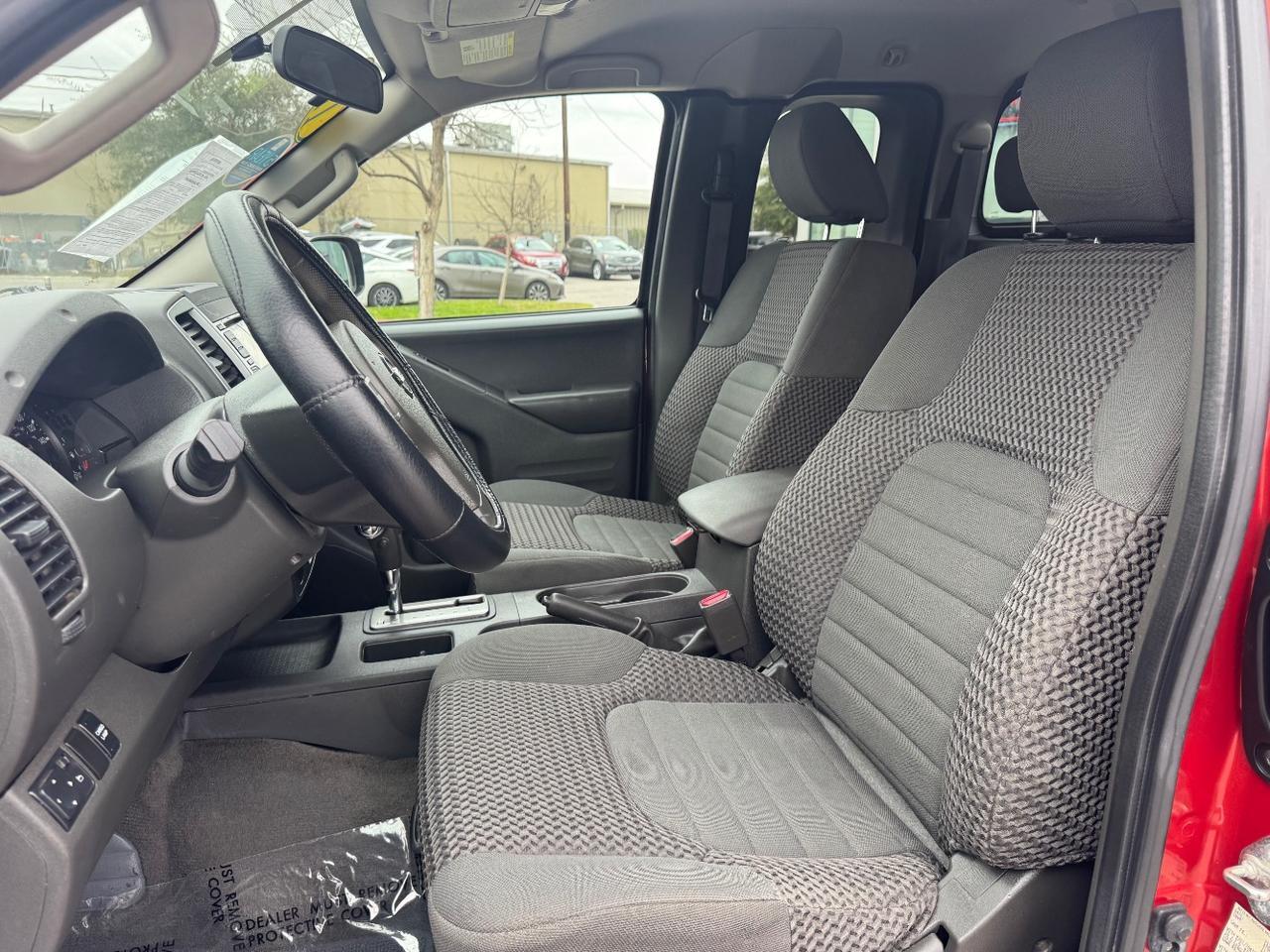 2017 Nissan Frontier SV King Cab I4 5AT 2 Austin TX