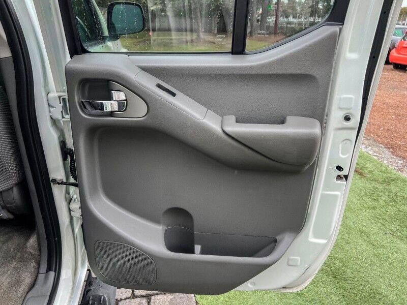 2017 Nissan Frontier SV V6 Wilmington NC