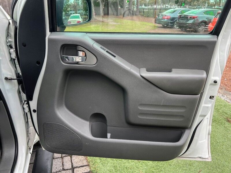 2017 Nissan Frontier SV V6 Wilmington NC