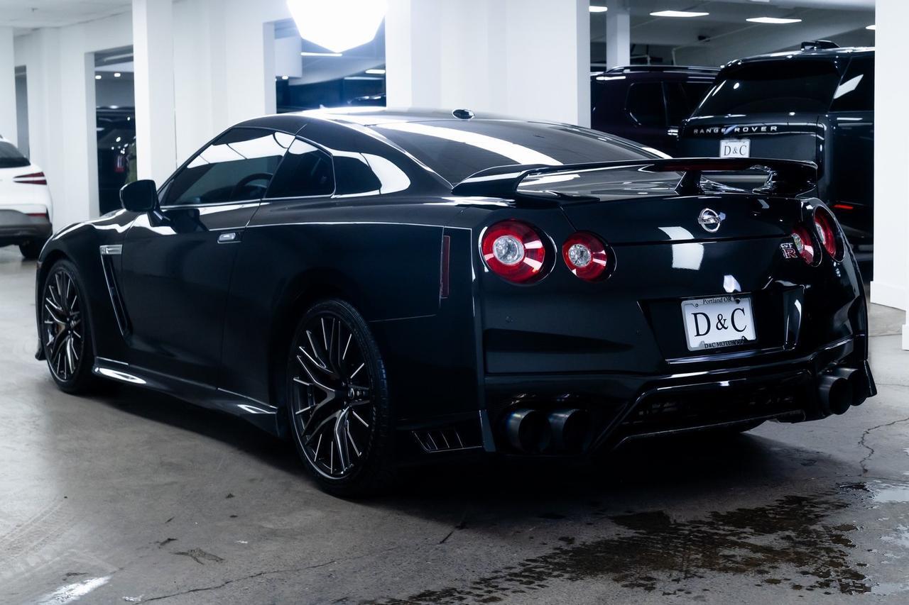 2017 Nissan GT-R Premium Heated Seats Premium Interior Package Portland OR