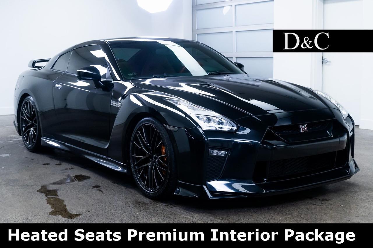 2017 Nissan GT-R Premium Heated Seats Premium Interior Package