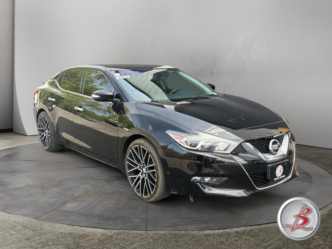2017 Nissan MAXIMA SR