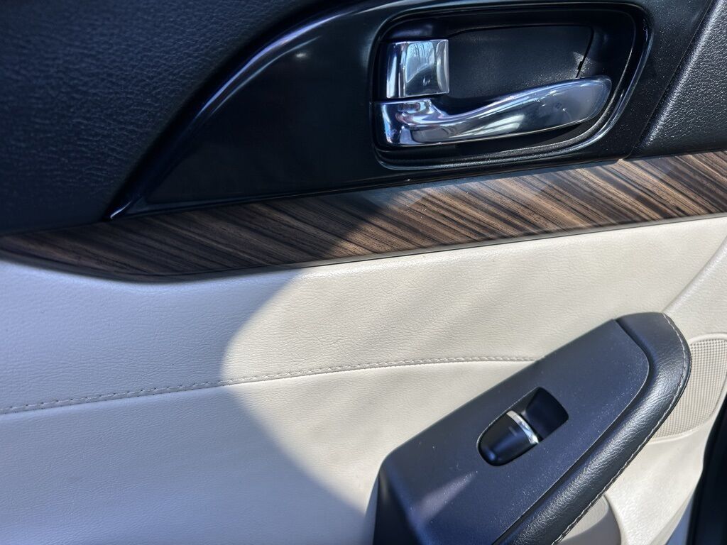 2017 Nissan Maxima Platinum Crestwood KY