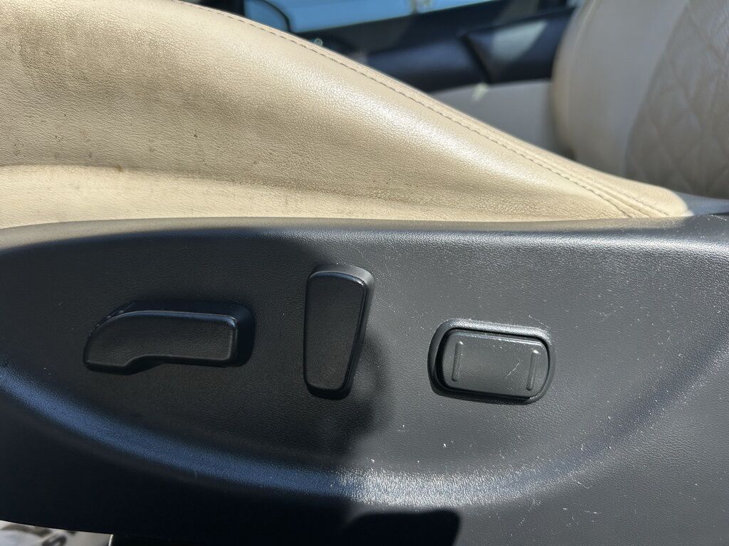 2017 Nissan Maxima Platinum Crestwood KY