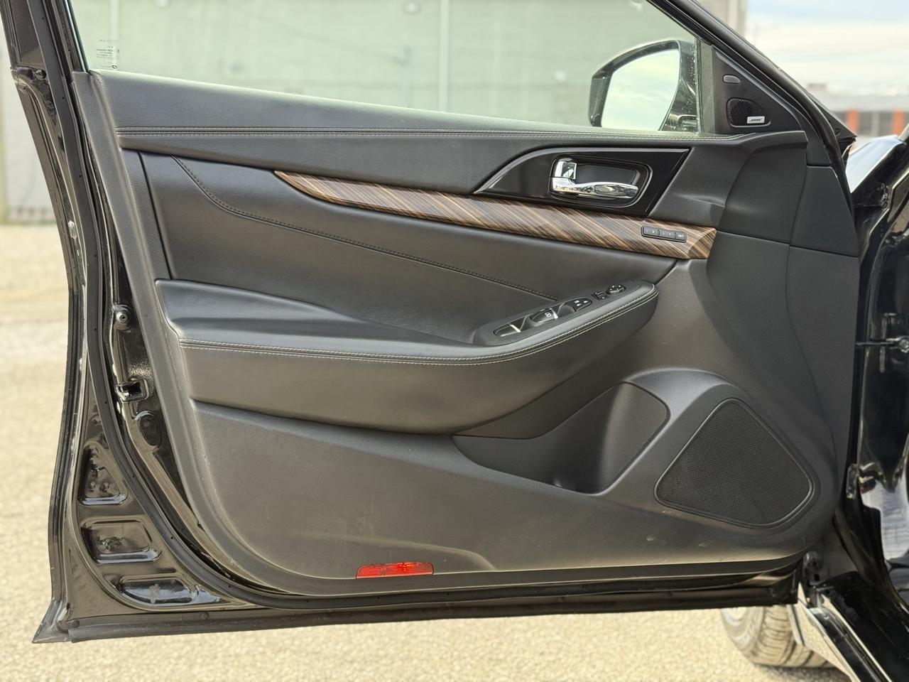 2017 Nissan Maxima Platinum Crestwood KY