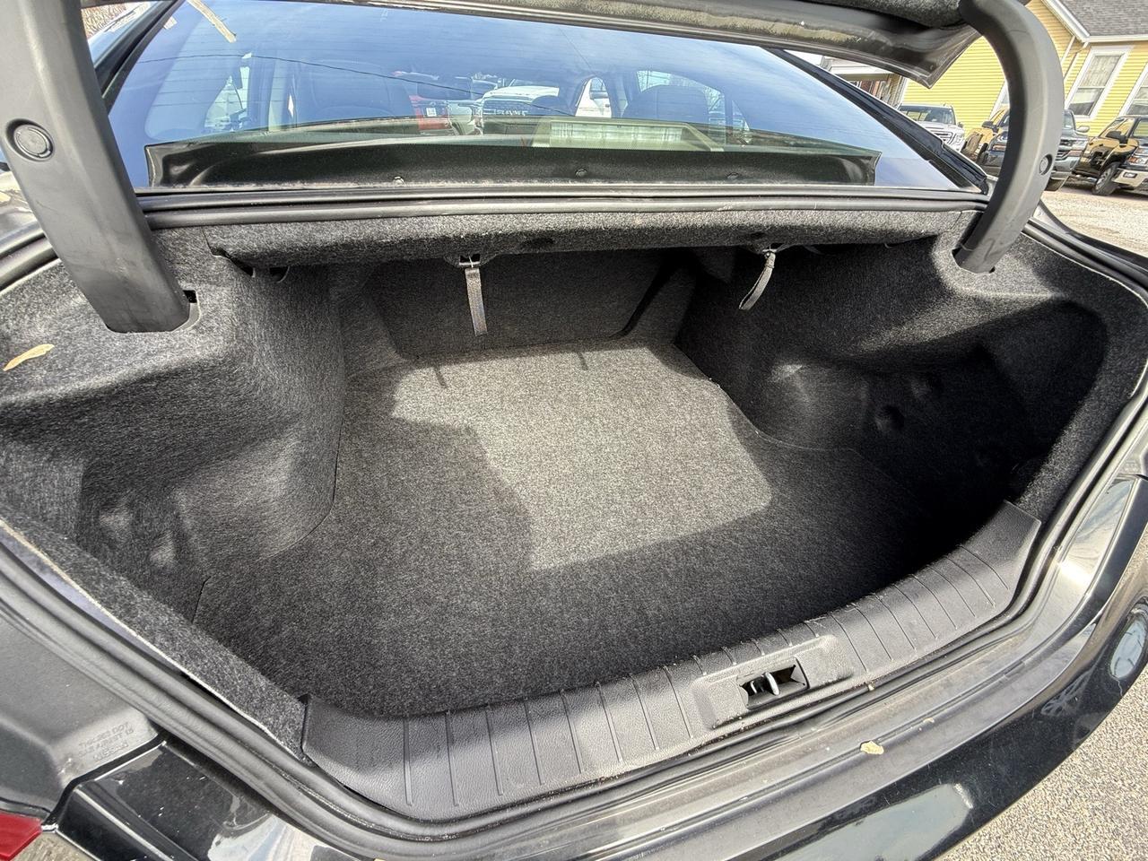 2017 Nissan Maxima Platinum Crestwood KY