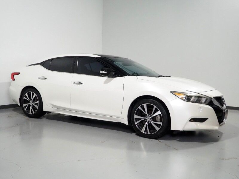 2017 Nissan Maxima SL *NAVIGATION, ADAPTIVE CRUISE, SAFETY ALERTS, BACKUP-CAMERA, COLOR TOUCHSCREEN, PANORAMA MOONROOF, LEATHER, HEATED SEATS/STEERING, REMOTE START, BOSE, APPLE CARPLAY