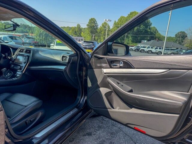 2017 Nissan Maxima SV Conover NC