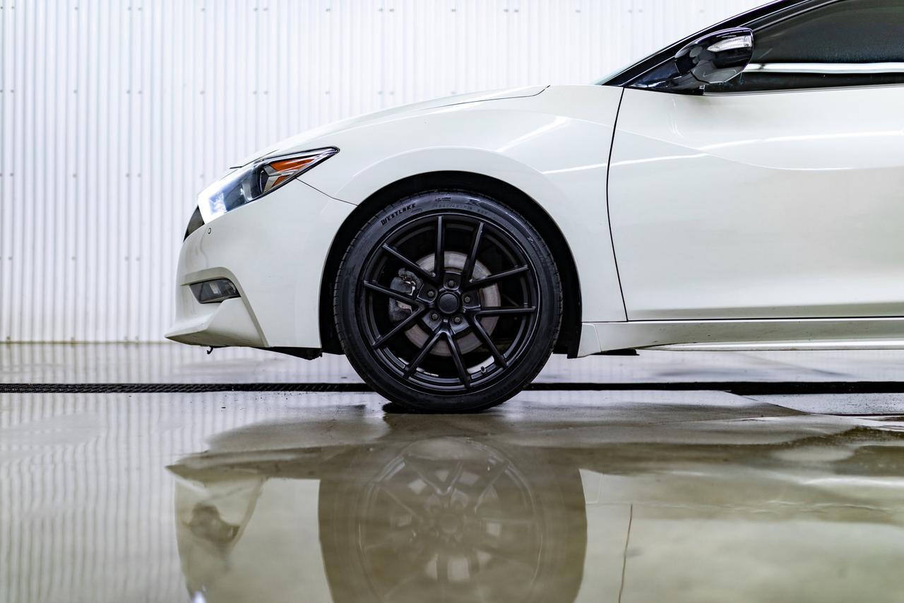 2017 Nissan Maxima SV Leather Nav BCam Red Deer AB