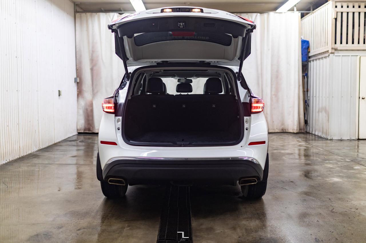 2017 Nissan Murano AWD Platinum Leather Roof Nav BCam Red Deer AB