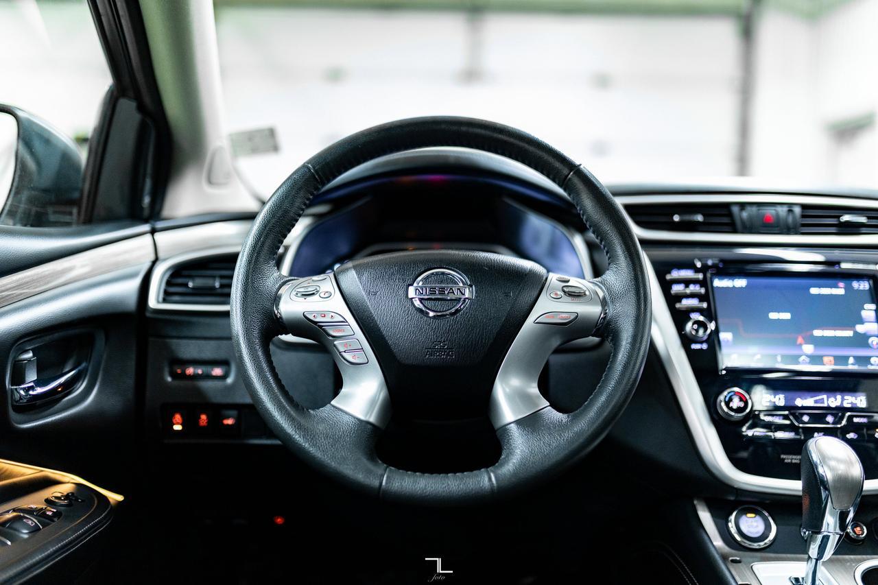 2017 Nissan Murano AWD Platinum Leather Roof Nav BCam Red Deer AB