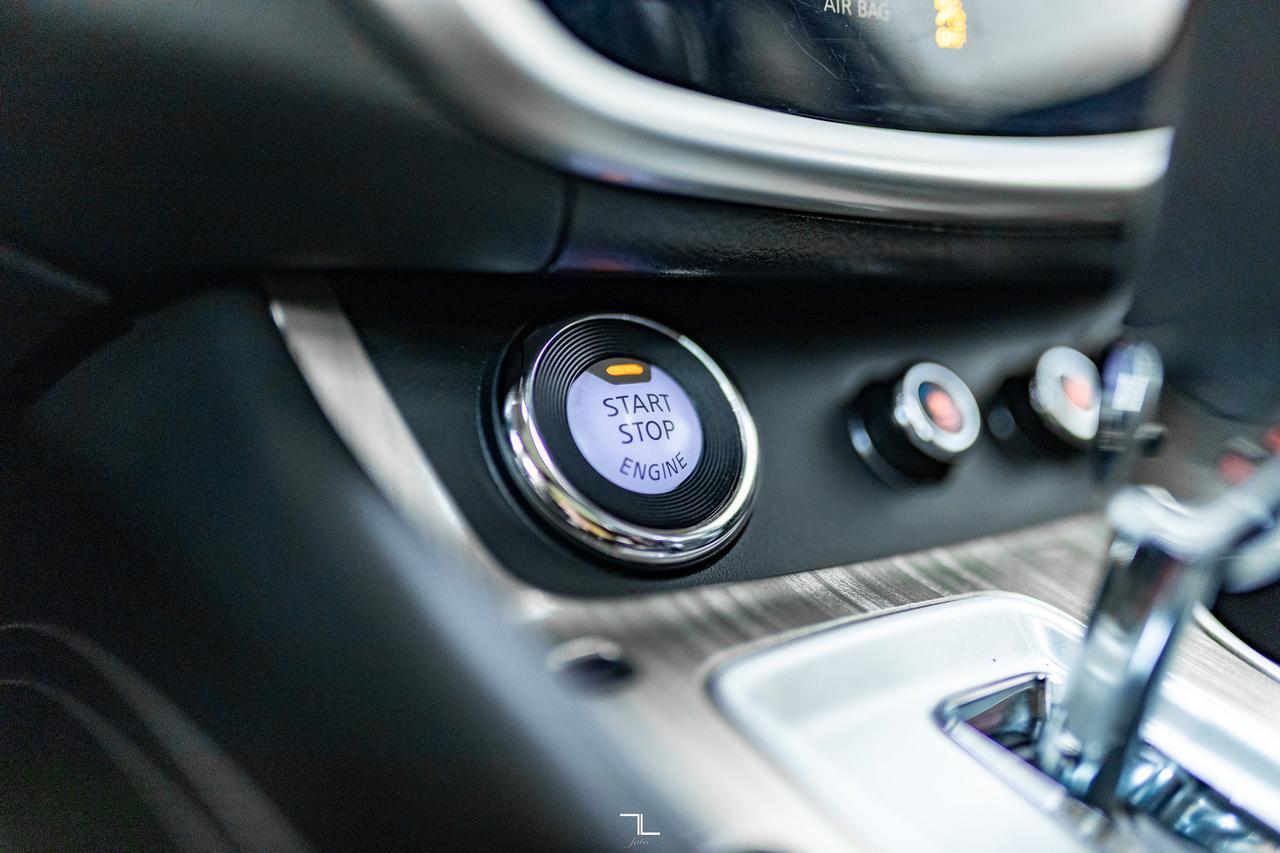 2017 Nissan Murano AWD Platinum Leather Roof Nav BCam Red Deer AB