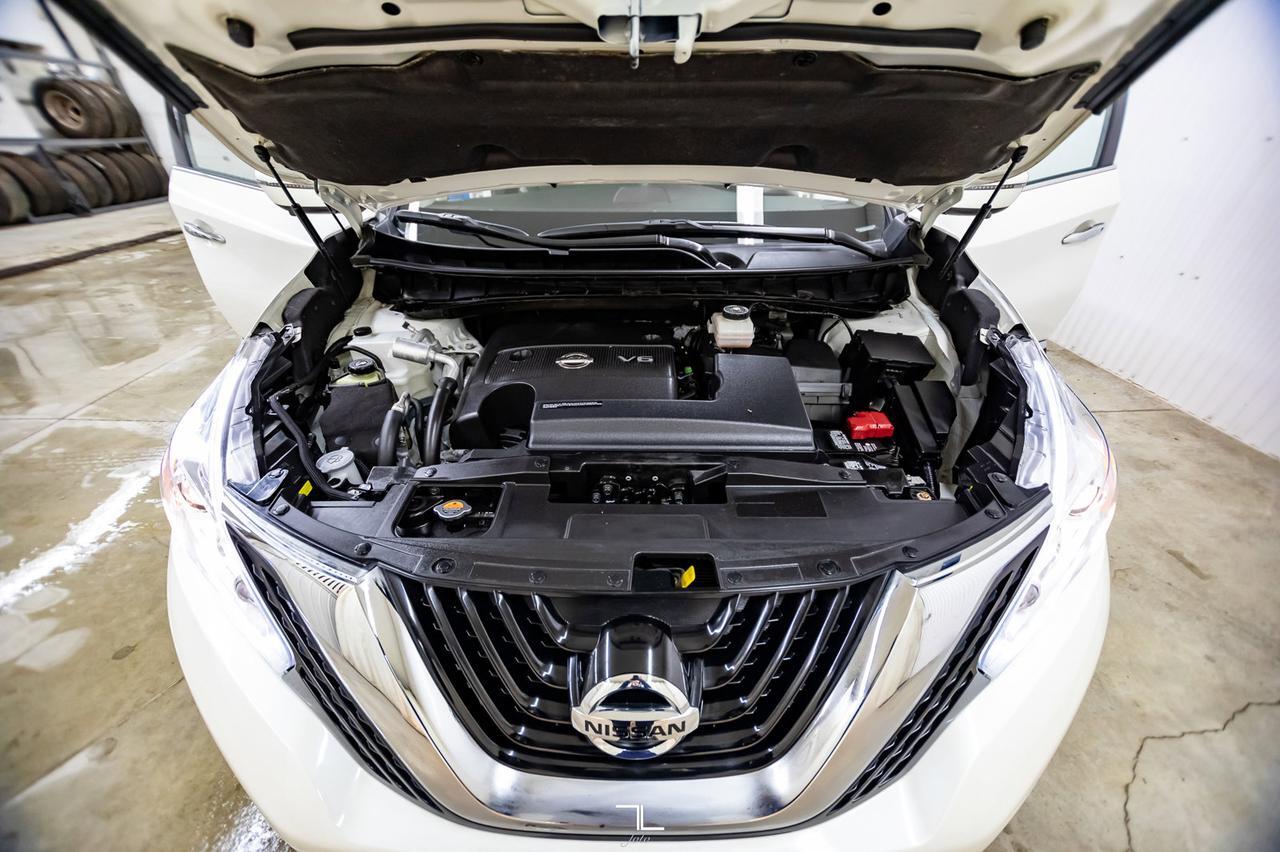 2017 Nissan Murano AWD SL Leather Roof Nav BCam Red Deer AB