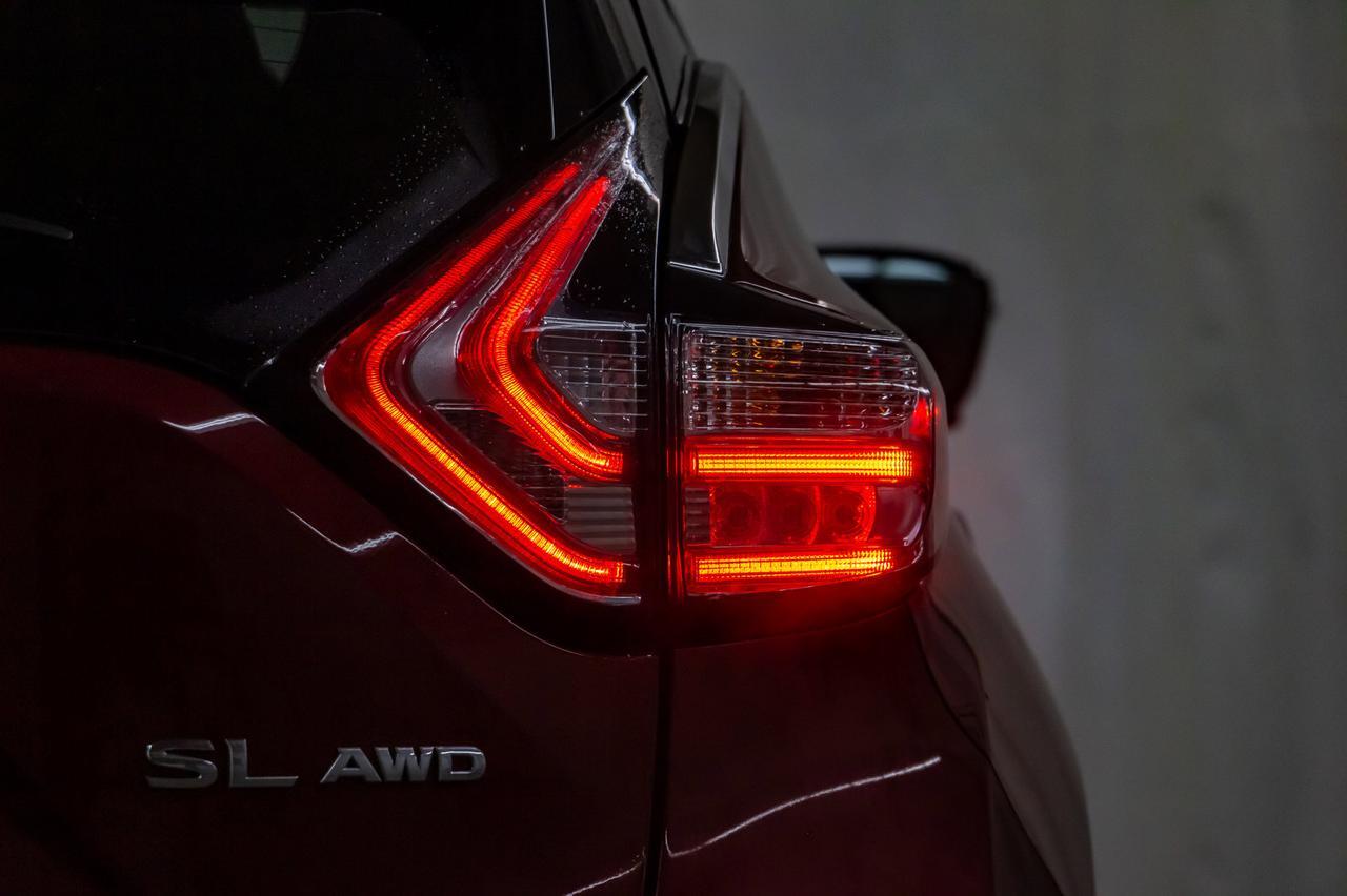 2017 Nissan Murano AWD SL Leather Roof Nav Red Deer AB