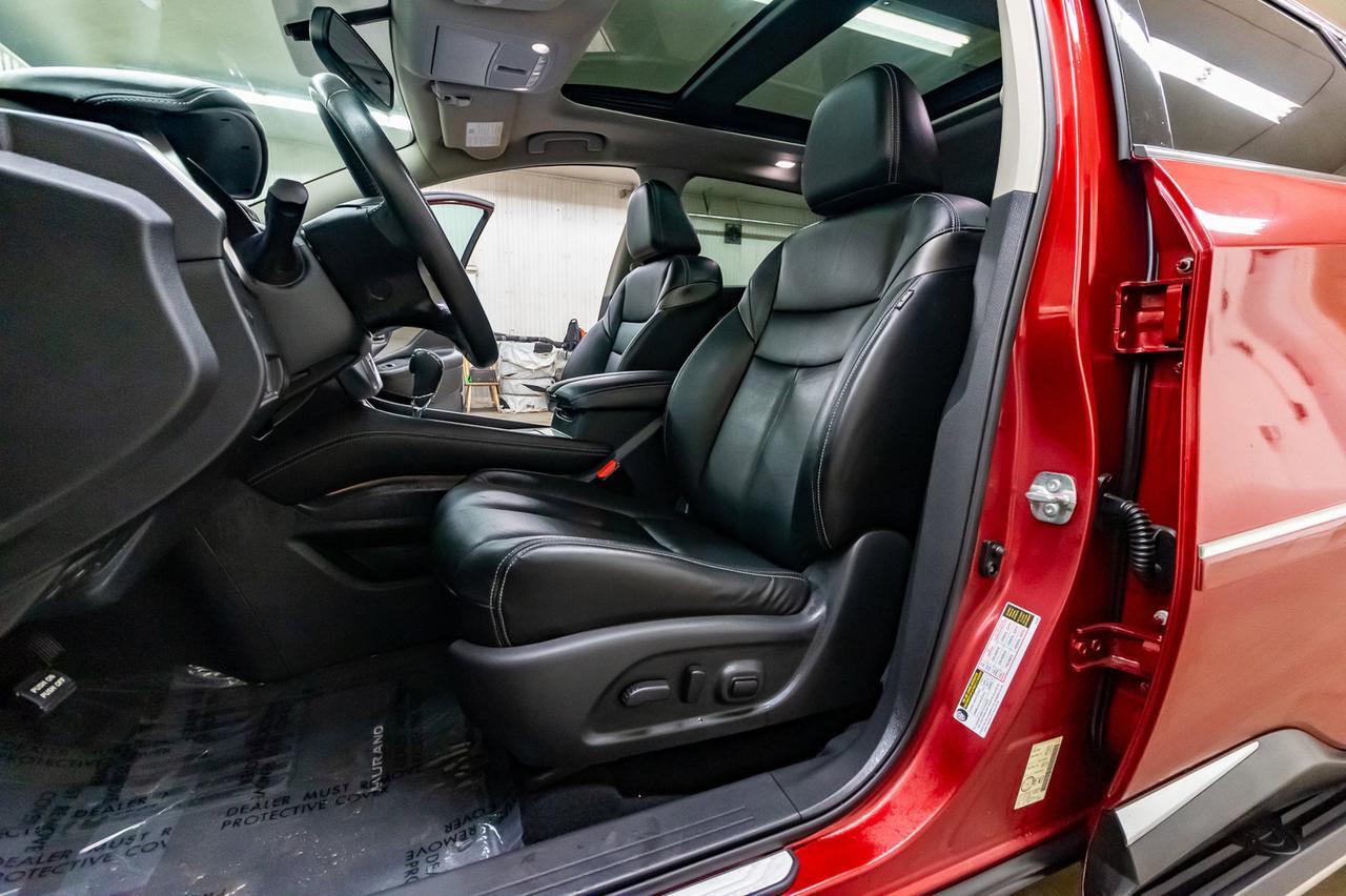 2017 Nissan Murano AWD SL Leather Roof Nav Red Deer AB