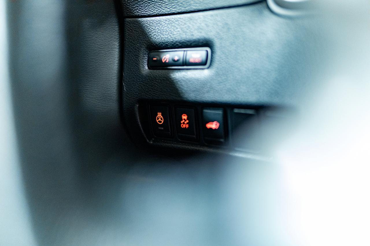 2017 Nissan Murano AWD SL Leather Roof Nav Red Deer AB