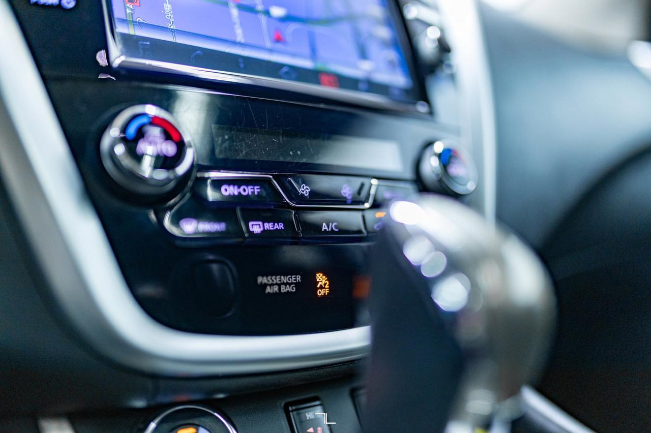 2017 Nissan Murano AWD SV Nav Roof BCam Red Deer AB