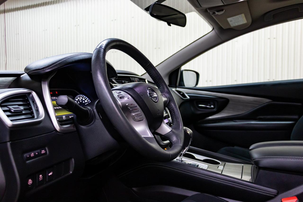 2017 Nissan Murano AWD SV Roof Nav BCam Red Deer AB