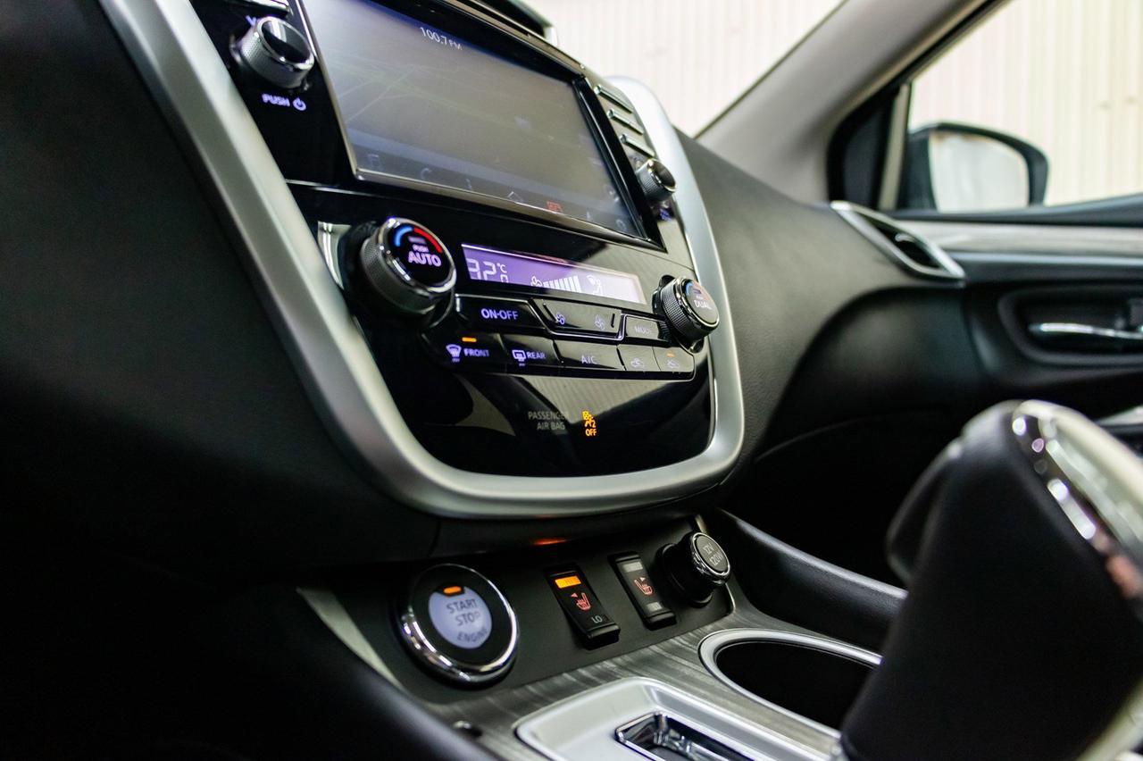 2017 Nissan Murano AWD SV Roof Nav BCam Red Deer AB