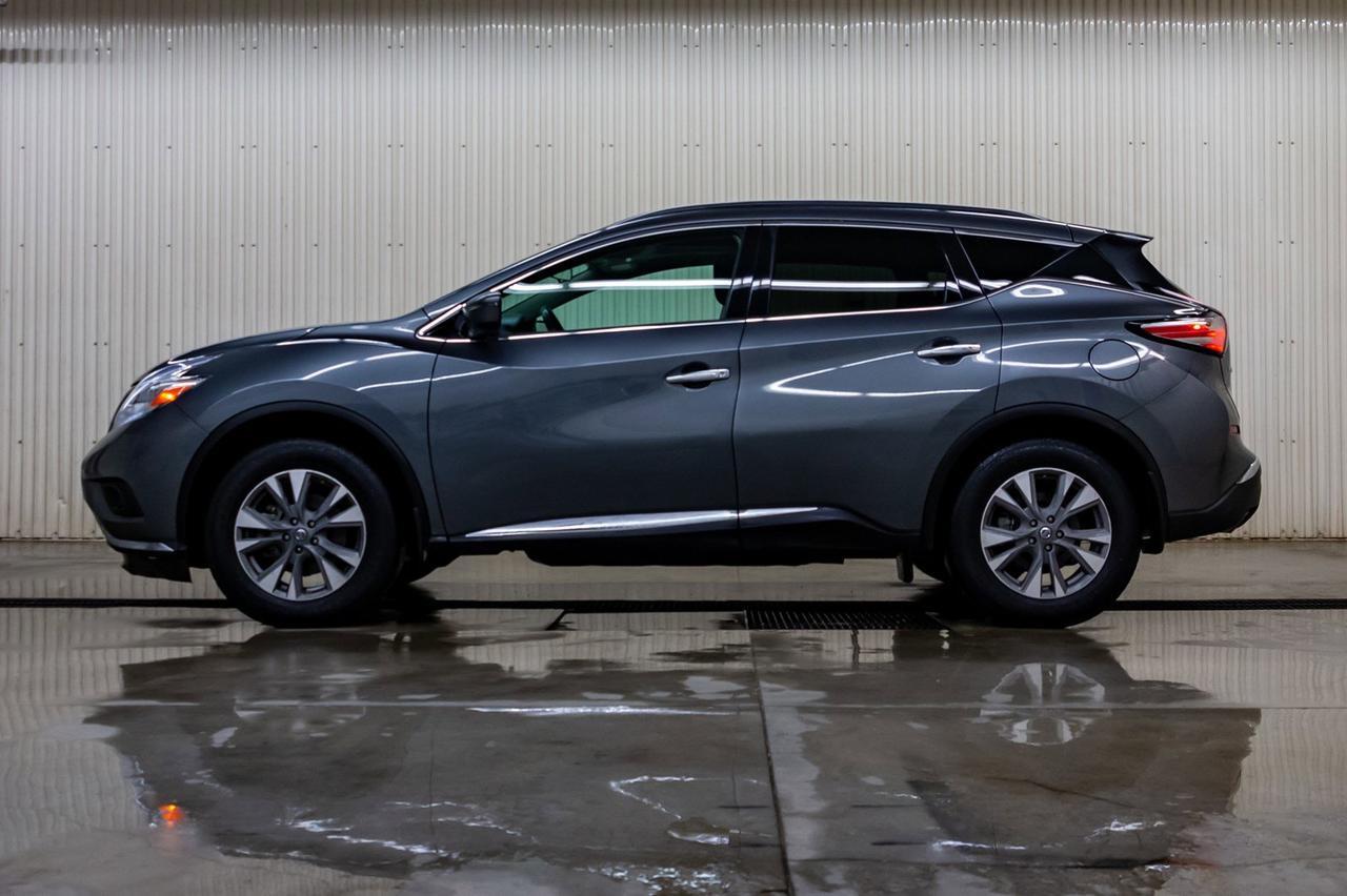 2017 Nissan Murano AWD SV Roof Nav BCam Red Deer AB