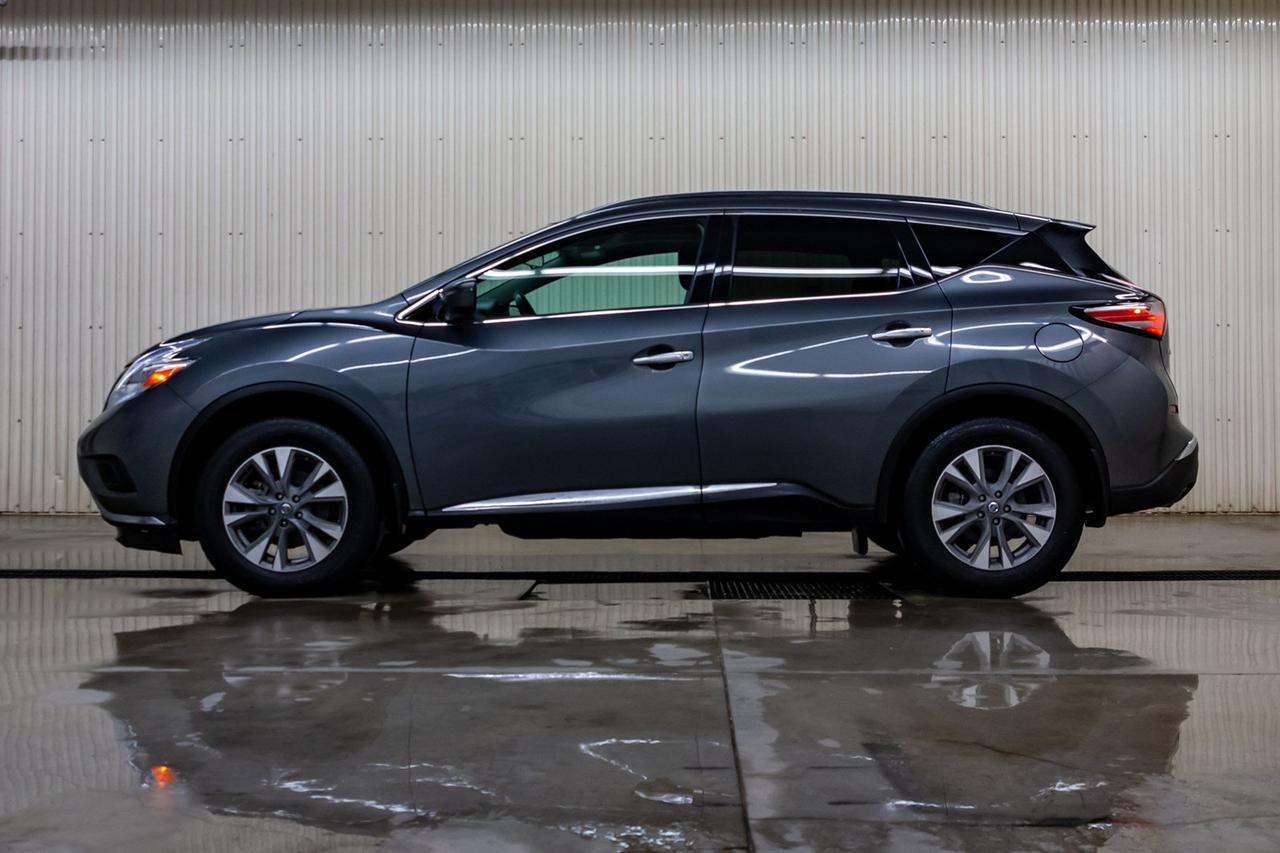 2017 Nissan Murano AWD SV Roof Nav BCam Red Deer AB
