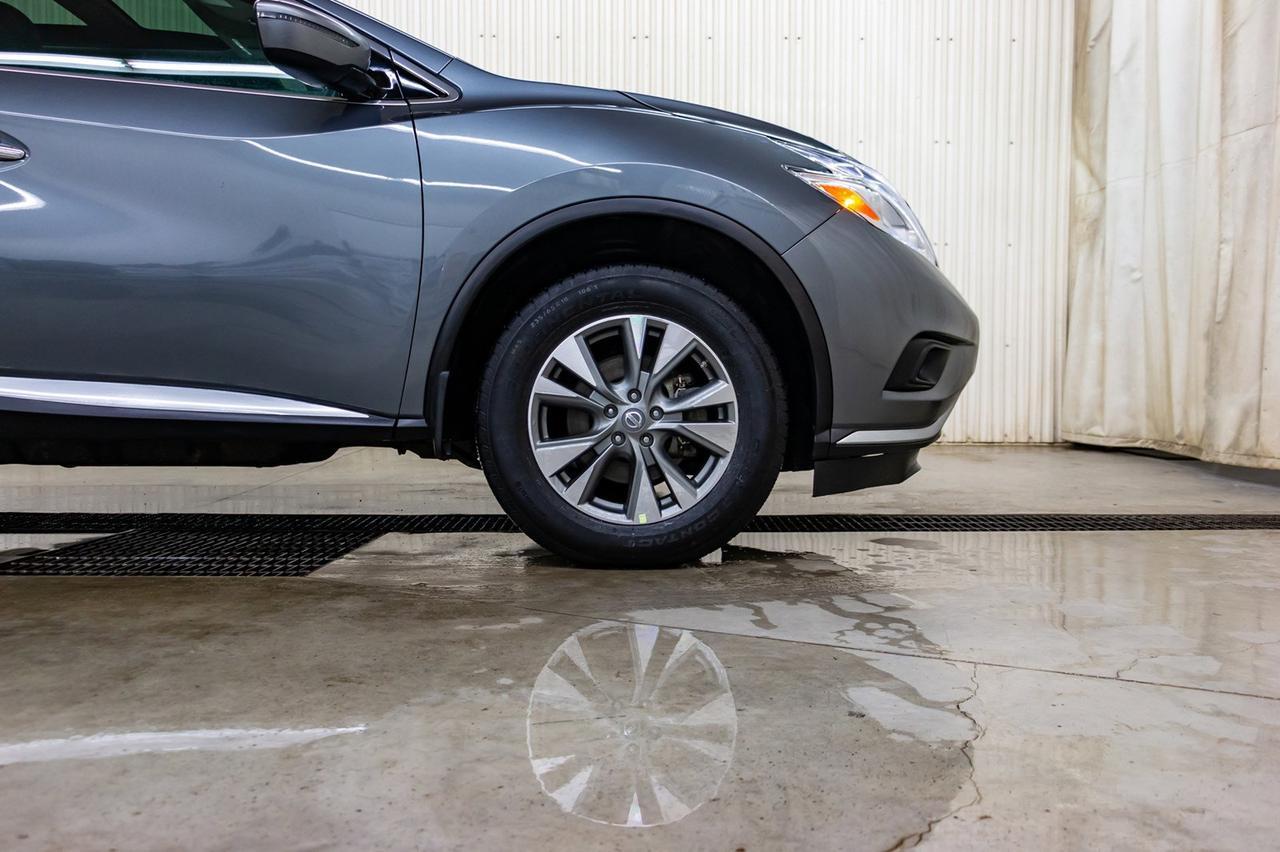 2017 Nissan Murano AWD SV Roof Nav BCam Red Deer AB