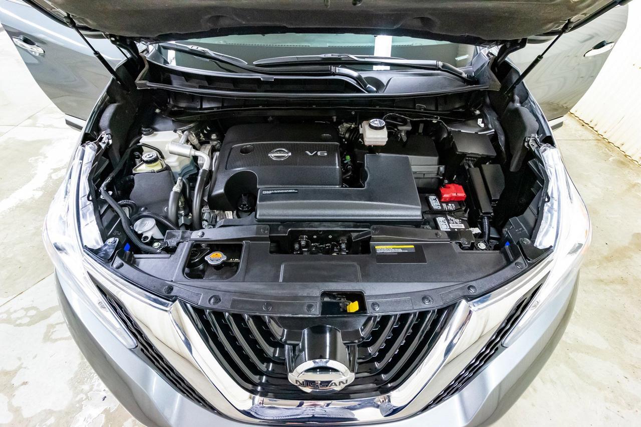 2017 Nissan Murano AWD SV Roof Nav BCam Red Deer AB