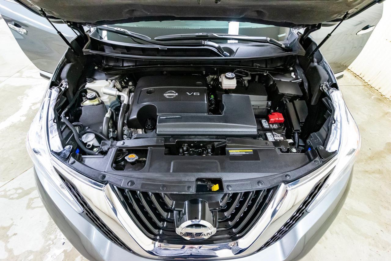 2017 Nissan Murano AWD SV Roof Nav BCam Red Deer AB
