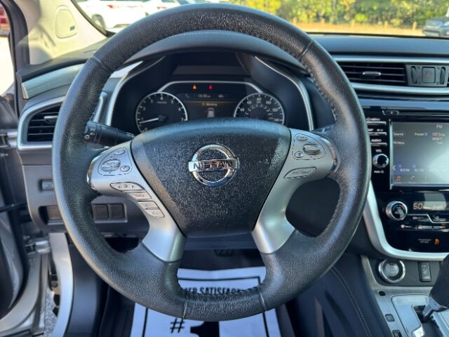 2017 Nissan Murano SL photo 12