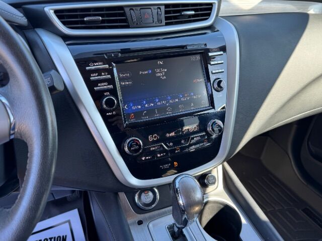 2017 Nissan Murano SL photo 13