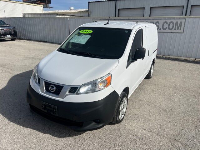 2017 Nissan NV200 S's photo