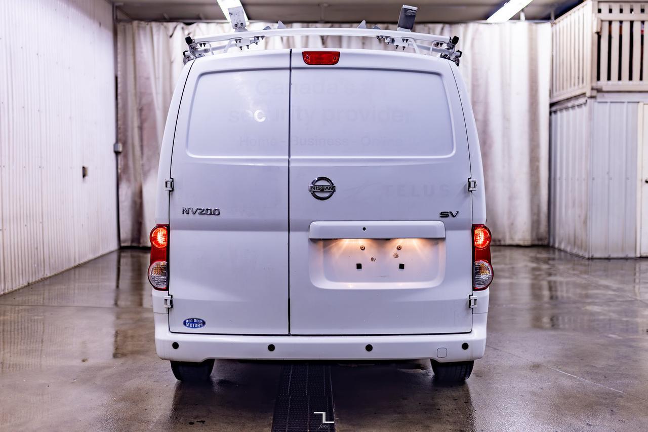 2017 Nissan NV200 SV Cargo Van Nav BCam Red Deer AB