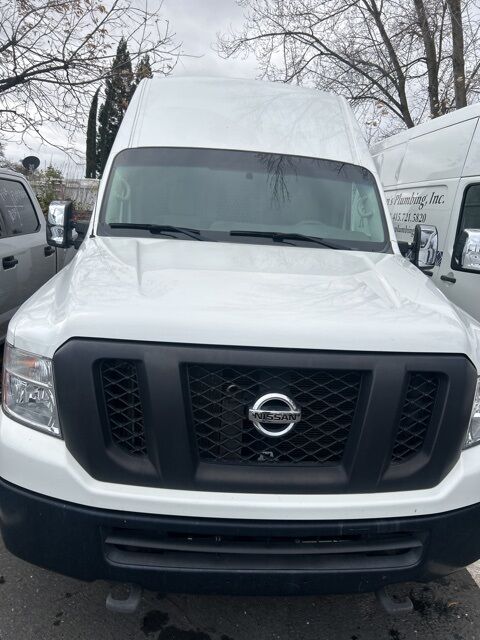 2017 Nissan NV2500 HD SV