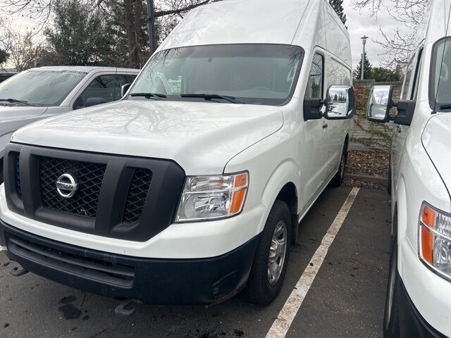 2017 Nissan NV2500 HD SV